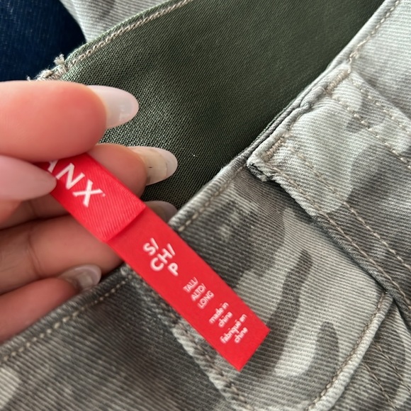 •nwt Spanx high rise cargo pants honeycomb glow women XS Small camouflage - Picture 8 of 8